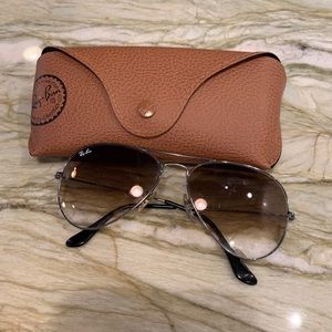 Brown ray ban aviator
